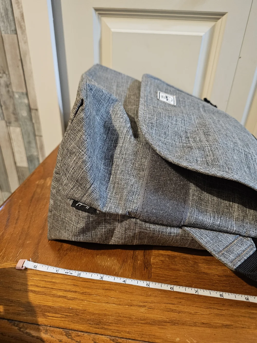 Herschel Supply Company Grey Messenger Laptop Bag with Front Flap